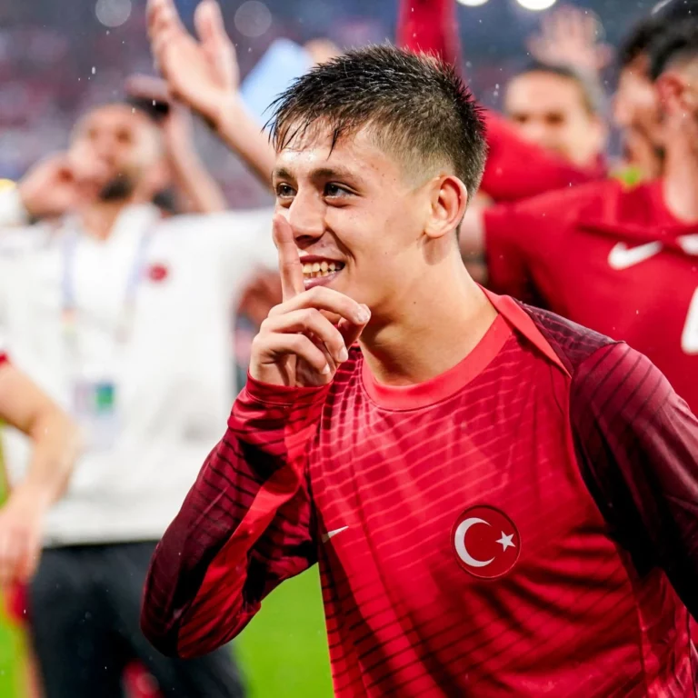 Mercato : Liverpool montre un intérêt pour Arda Guler