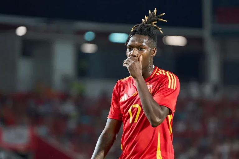 Liverpool discute d'un transfert pour Nico Williams