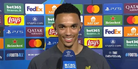 Trent Alexander-Arnold en conférence de presse après la victoire face à l’AC Milan à San Siro.
