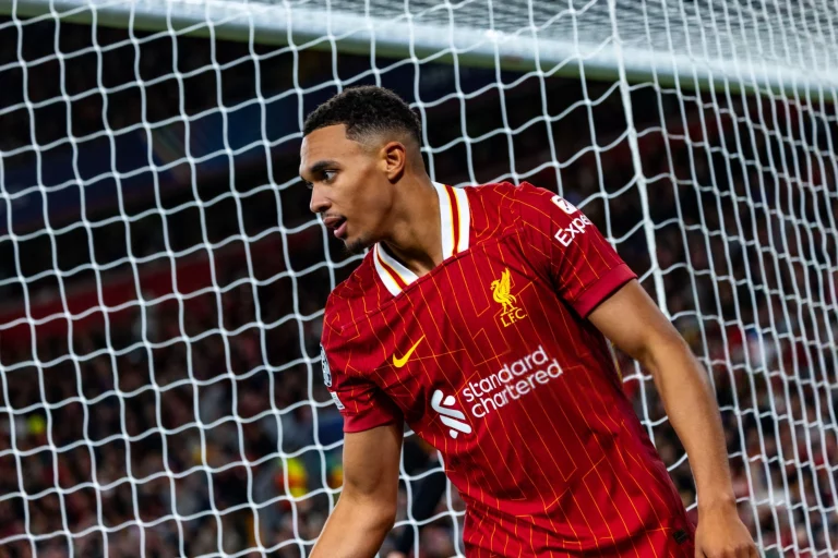 Trent Alexander-Arnold, arrière droit de Liverpool, visé par le Real Madrid pour un transfert