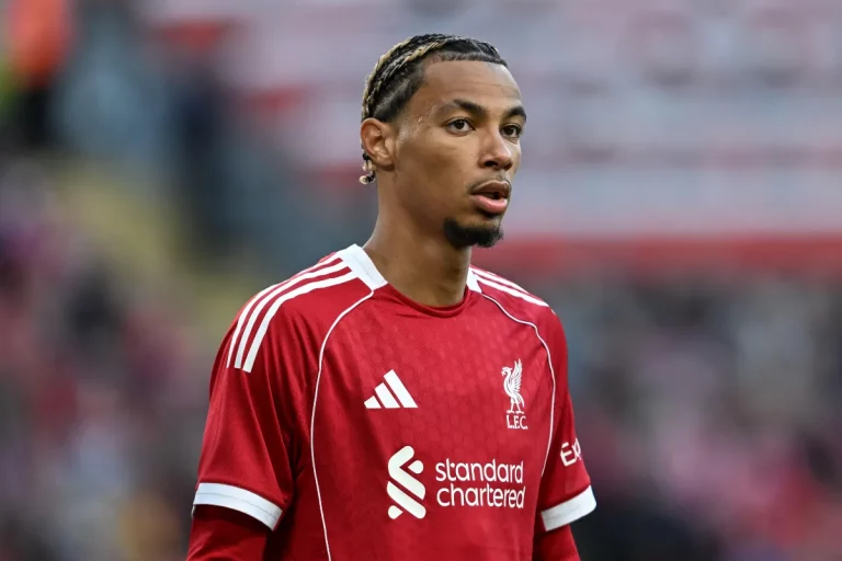 Hugo Ekitike est appelé en Équipe de France