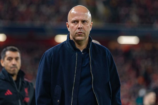 FSG tient bon derrière Slot : « Il va redresser la situation » - Actualités - Liverpool FC