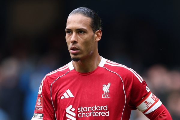 Van Dijk : « On a peut-être abandonné. Je ne peux que m'excuser auprès des fans » - Actualités - Liverpool FC