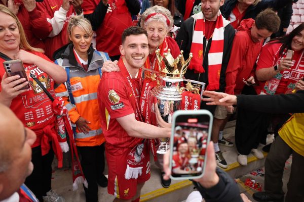 Andy Robertson quitte Anfield, une légende tire sa révérence - Actualités - Liverpool FC