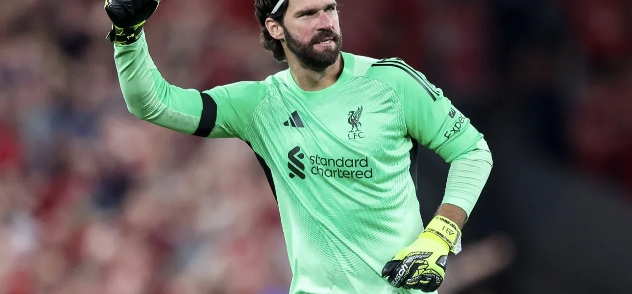 Alisson Becker gardien de Liverpool ciblé par la Juventus lors du mercato estival 2026, aucune offre officielle reçue selon Ben Jacobs de CBS Sports