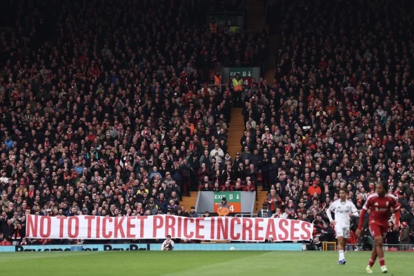 Liverpool fait marche arrière sur les prix des billets - Actualités - Liverpool FC