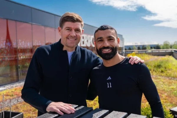 Mohamed Salah se confie sur son avenir et rend hommage à Gerrard : "Je pars par la grande porte" - Actualités - Liverpool FC