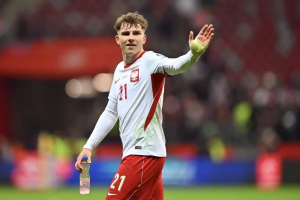 Mercato : Liverpool surveille Pietuszewski, la pépite de 17 ans du FC Porto comparée à Luis Diaz - Mercato - Liverpool FC