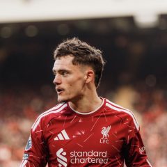 Florian Wirtz sous le maillot de Liverpool lors de la victoire 2-0 contre Brighton à Anfield